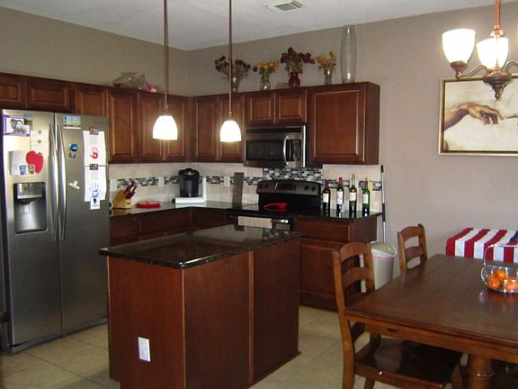 3rd image of 8223 Heritage Park Dr