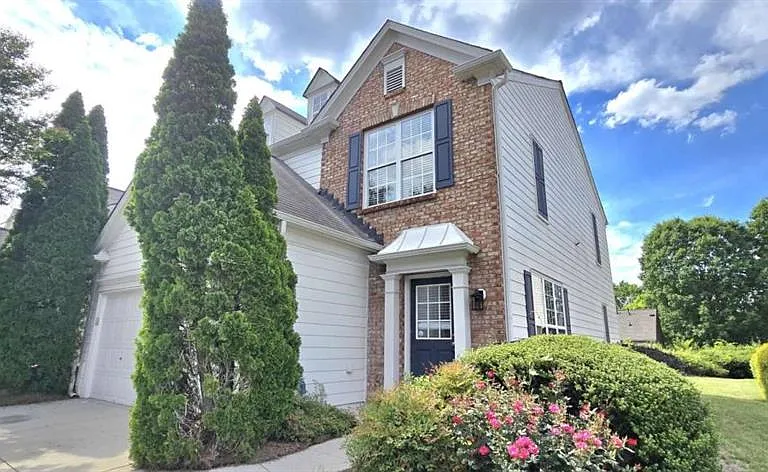 3611 Gainesway Trce — Photo 2