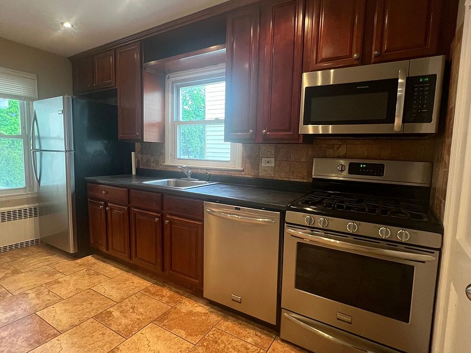 1st image of 48 Yonkers Ave #2