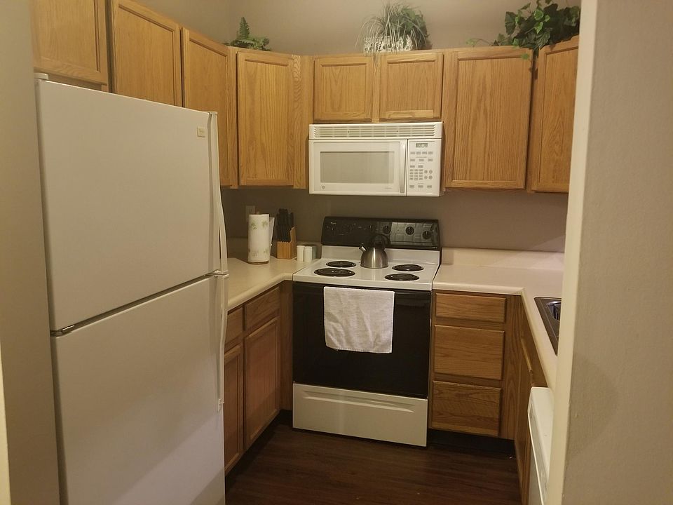 Fully Equipped Kitchen!