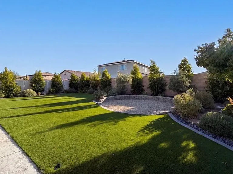 43832 Madison Ct — Photo 9