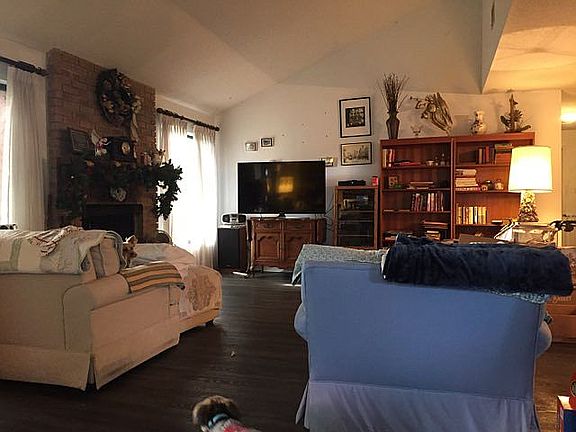 4th image of 1504 Teakwood Dr