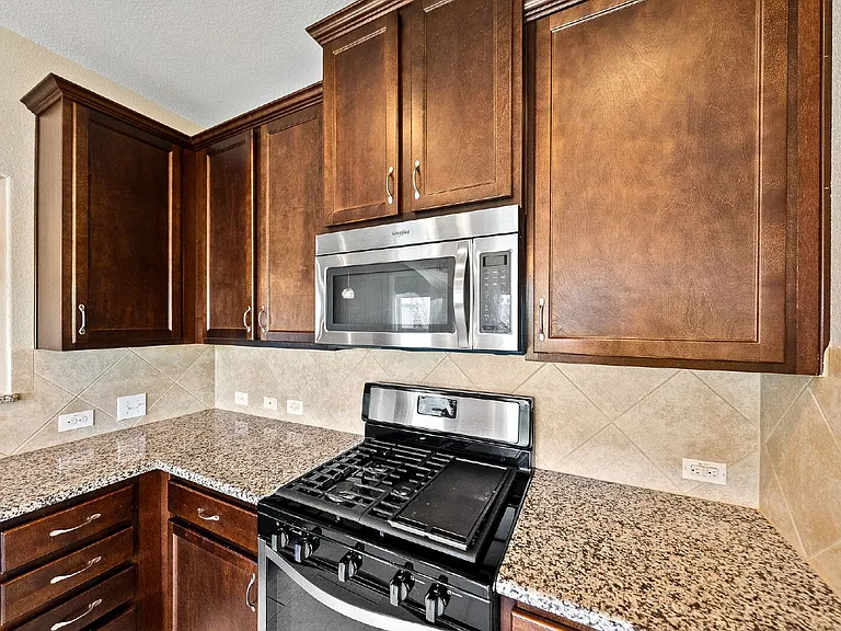 6097 Heron Dr — Photo 10