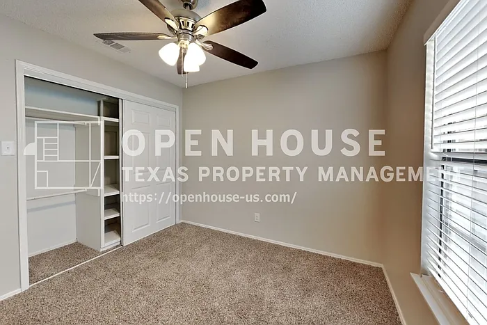 4208 Staghorn Cir N — Photo 15