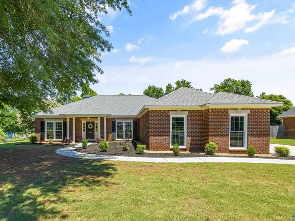 107 Coriander Ln, Harvest, AL 35749