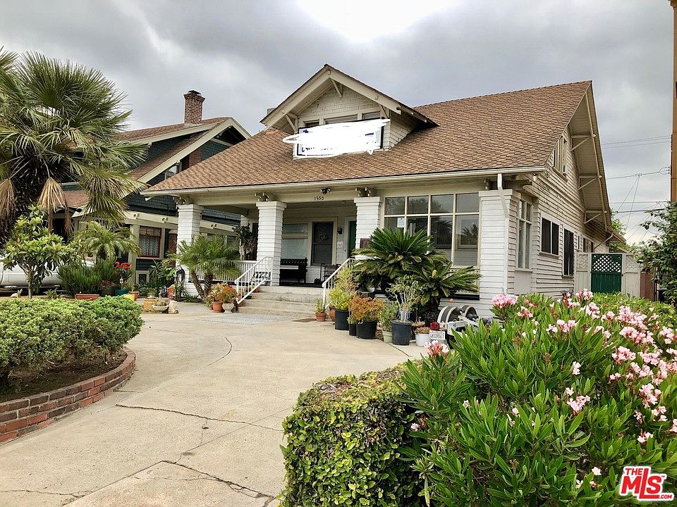 2nd image of 1550 4th Ave