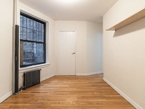 2nd image of 55 Delancey St #1AB