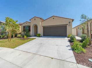 561 Yukon Rd, Rialto, CA 92377