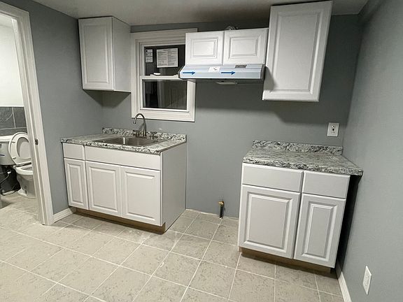 5th image of 120 Warren St #3