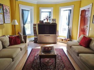 127 Chapin Ave #1, Providence, RI 02909