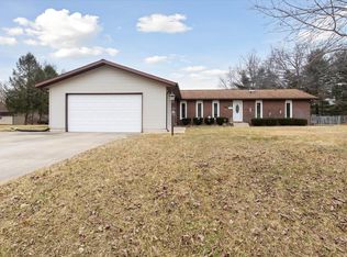 58189 Gary Dr, Goshen, IN 46528