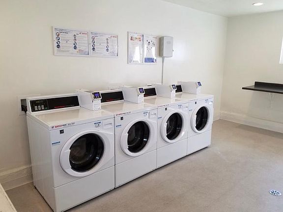 2nd image of 6253 S La Brea Ave #2