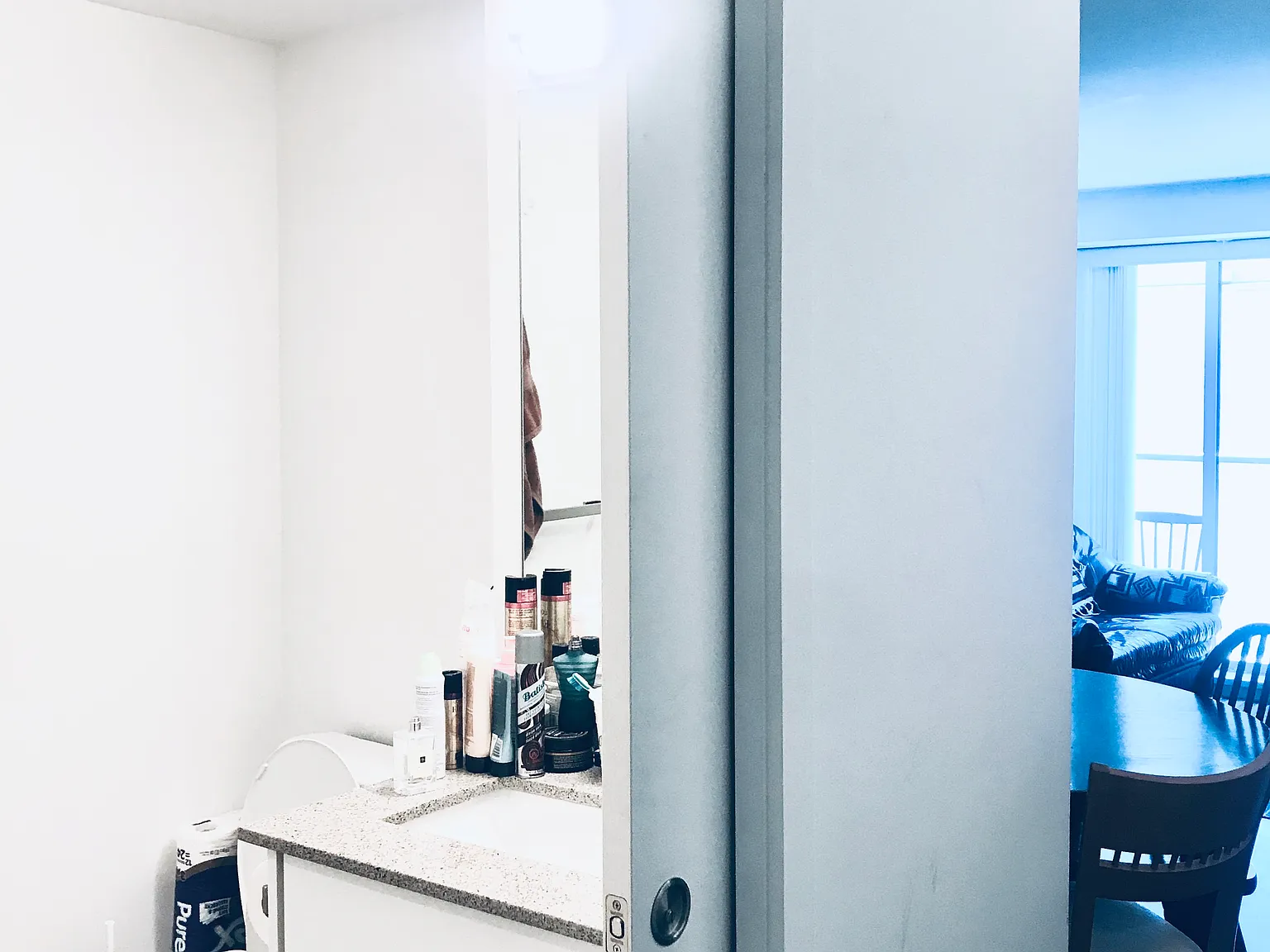 1534 Henshaw Lane Vancouver — Photo 1