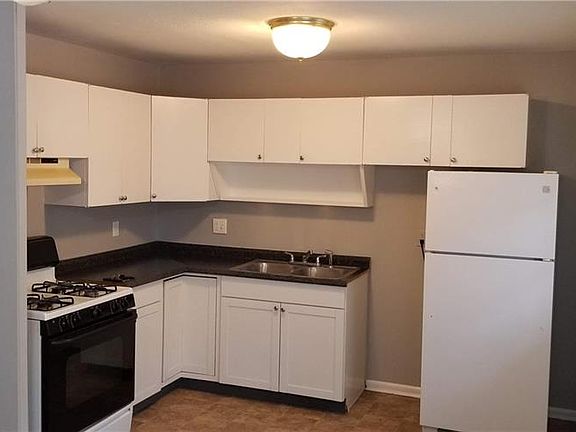 2nd image of 4230 Jamie Ct