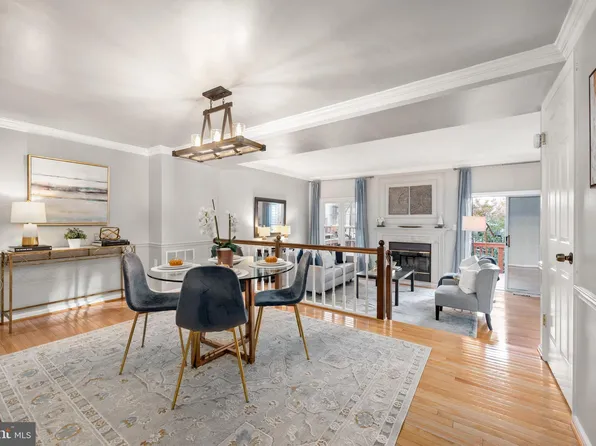 6119 Wellington Commons Dr, Alexandria, VA 22310