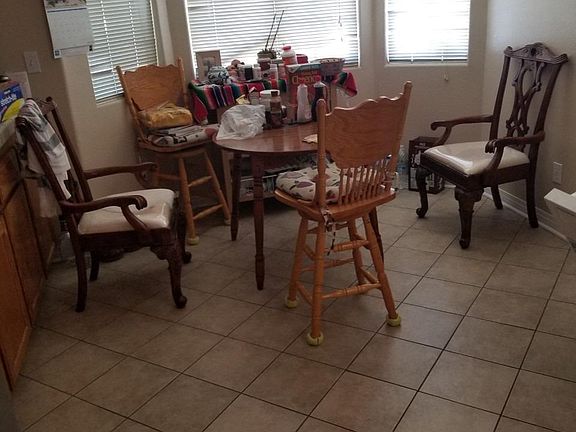4th image of 9582 Sagebrush Ct