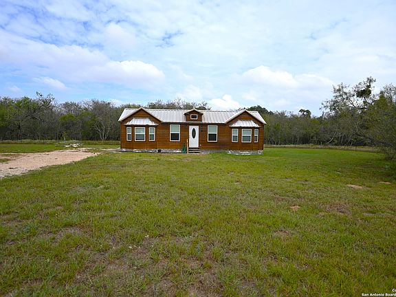2nd image of 6633 County Road 401