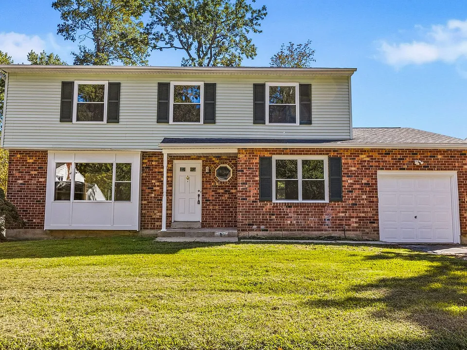 5 Firethorn Ct