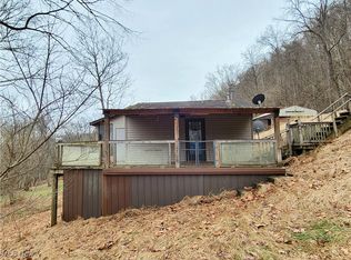 991 Winchester Rd, Elizabeth, WV 26143