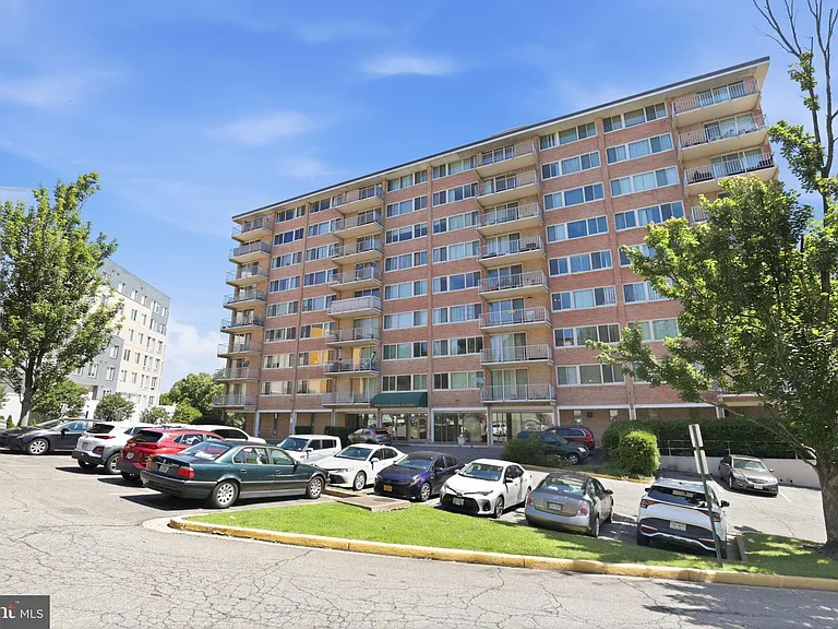 4520 King St #804 — Photo 26