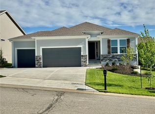 25235 W 142nd St, Olathe, KS 66061