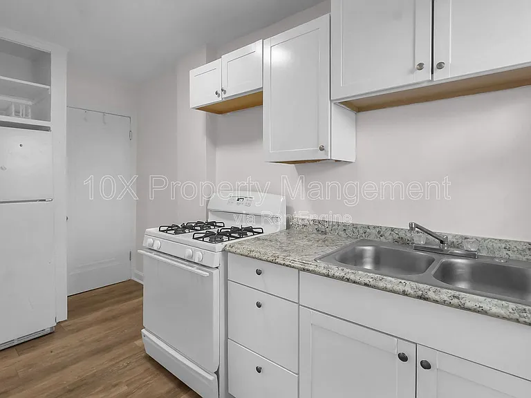940 Geers Ave — Photo 14
