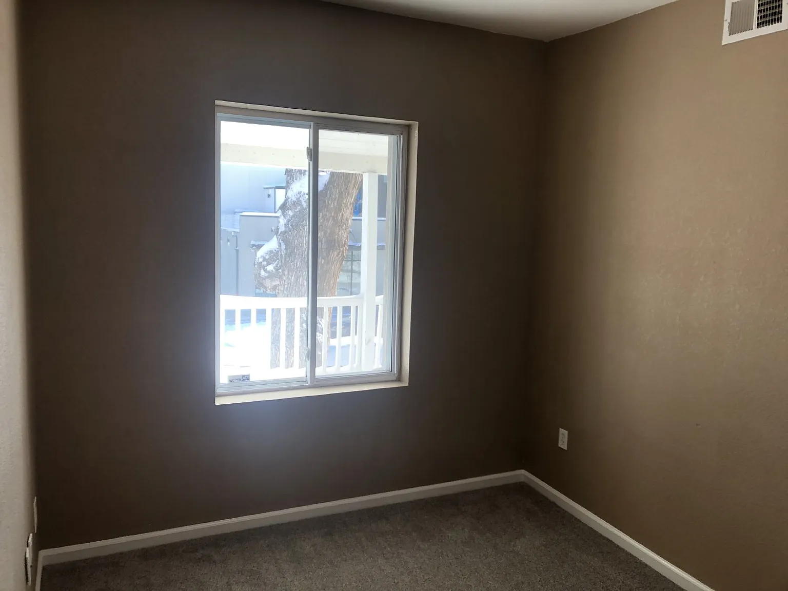 2 bed, 1.0 bath, 1022 sqft, $1,950 — Photo 4