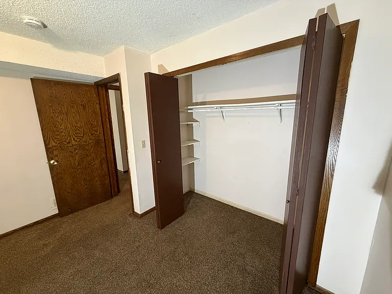 6433 Douglas Dr N — Photo 10