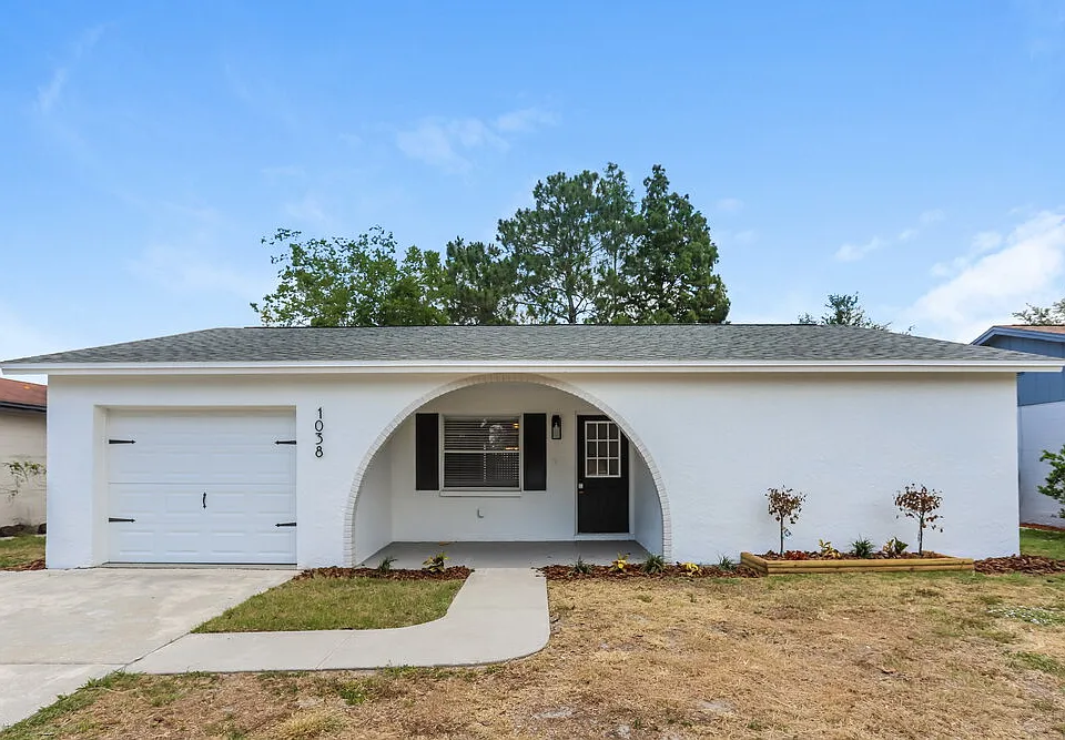 1038 Bridlewood Way