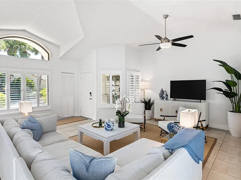 701 Sea Oats Dr #D-1 — Photo 3