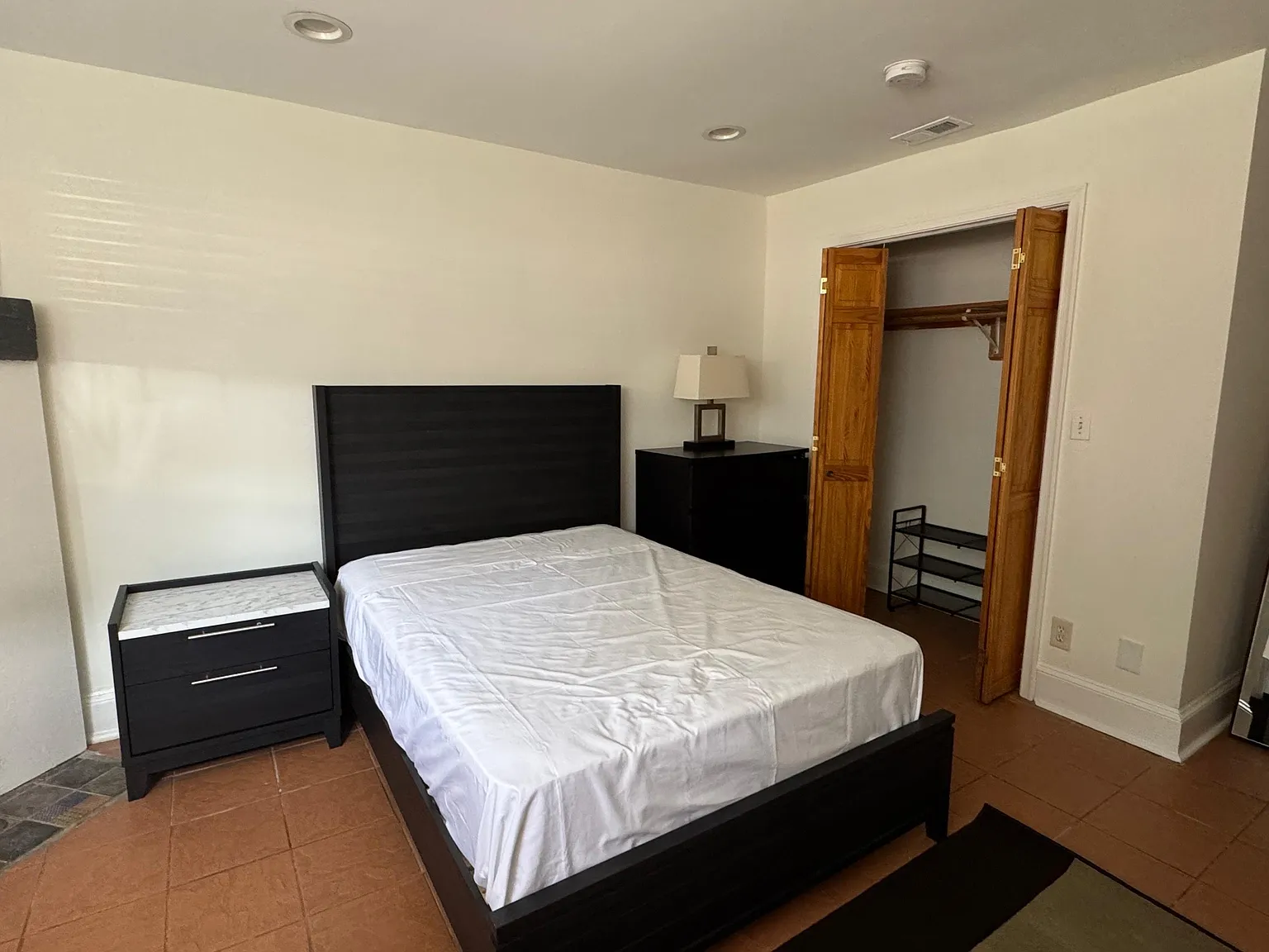 ATQ Corp_547 Florida Avenue NW - Room 2 — Photo 4