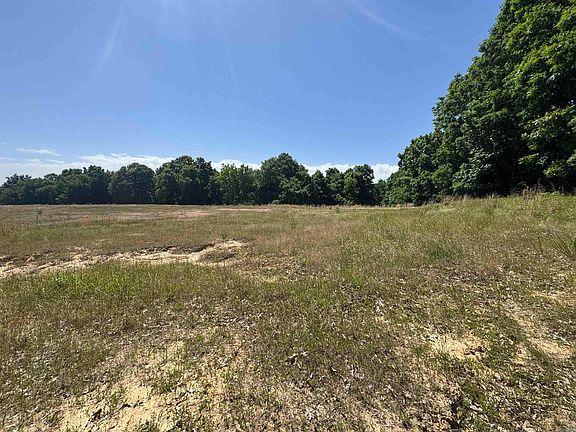4th image of 1096 County Road 472