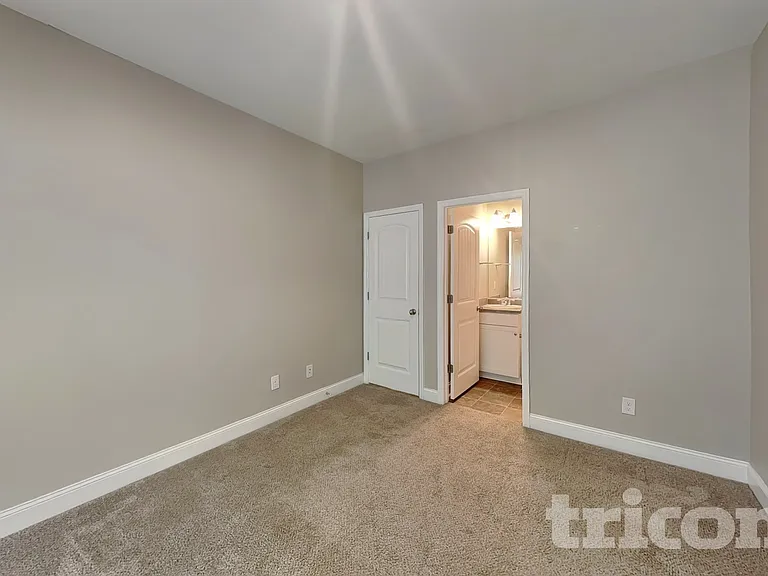 115 Orchard Ln — Photo 13