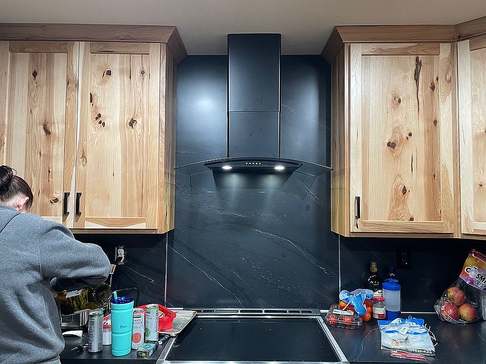 2nd image of 3908 Bourne St