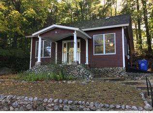 33 Hurlbutt Rd, Gales Ferry, CT 06335