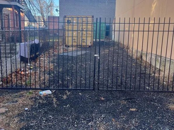 230 S Clinton Ave, Trenton, NJ 08609