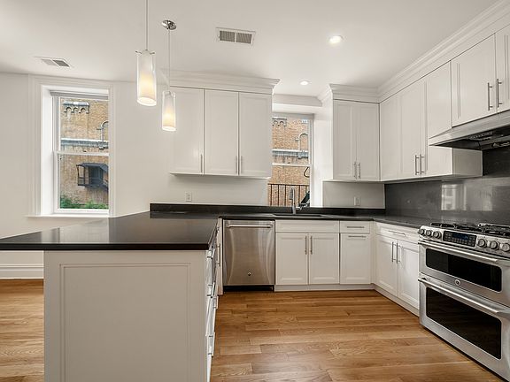 4th image of 170 W 75th St #3B