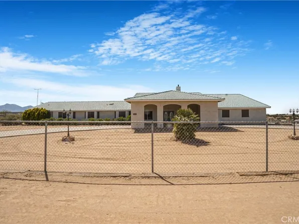 6748 Coriander Dr, Oak Hills, CA 92344