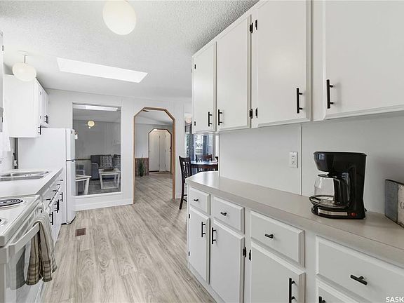 3rd image of 16 Archie Clampitt DRIVE
