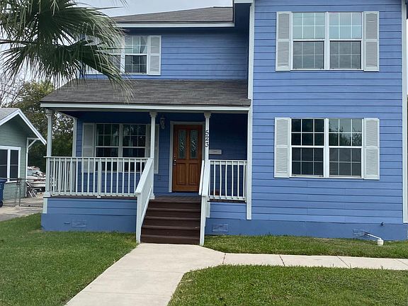 2nd image of 523 Roseborough St