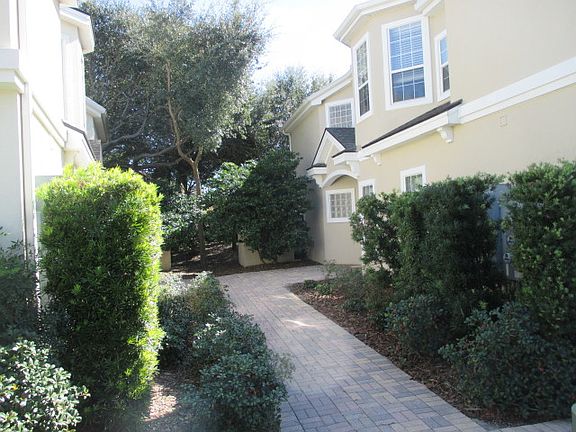 3rd image of 1001 Makarios Dr