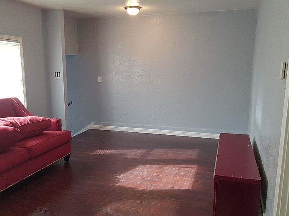 2nd image of 4649 33rd St