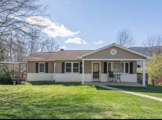 1601 Rinacas Corner Rd, Shenandoah, VA 22849