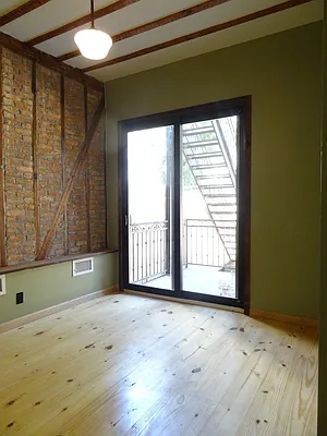 Rented by Arvik Group Real Estate | media 45