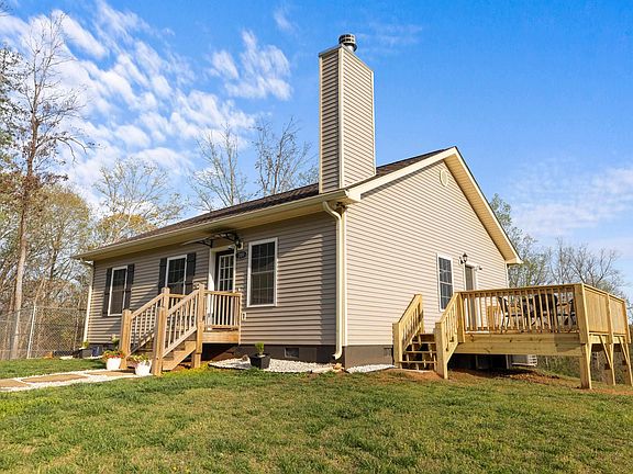 2nd image of 209 Allison Ln