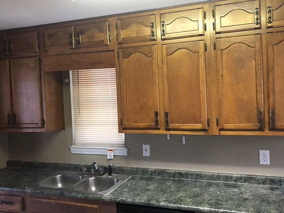 5th image of 3212 McKell Dr