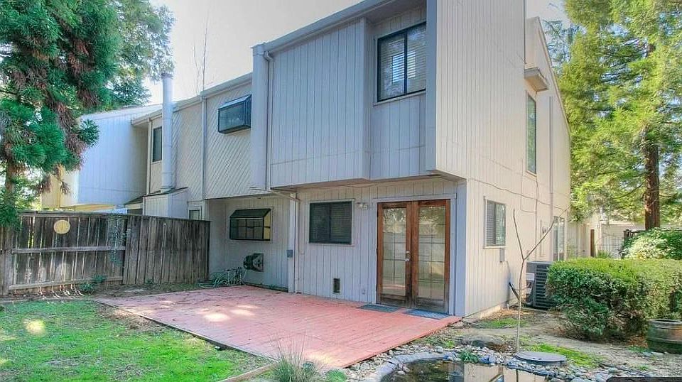 1st image of 4022 Hollow Wood Ct