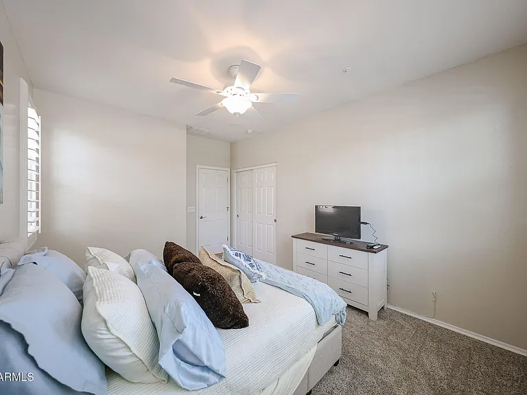 12882 W Katharine Way — Photo 33