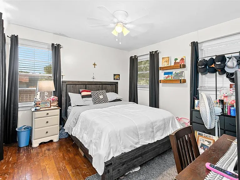 906 Debus Dr — Photo 9