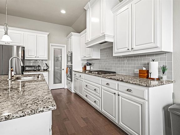 2nd image of 3406 Woodford Dr #3406